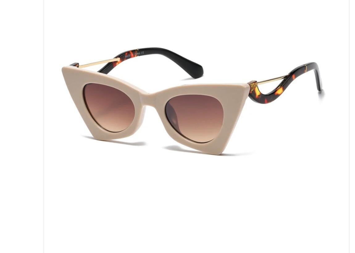 Iconic Cat Eye Sunglasses